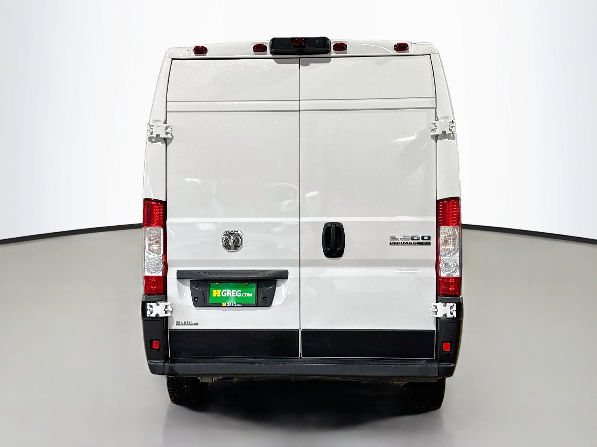 Used 2025 RAM ProMaster 2500 w/ Convenience Group FWD image 8