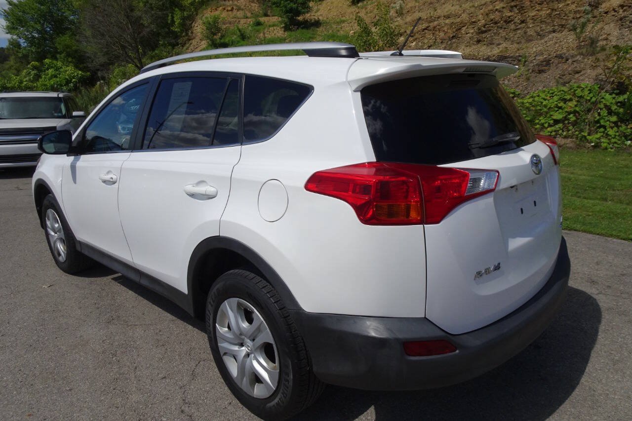 Used 2013 Toyota RAV4 LE AWD/4WD image 8