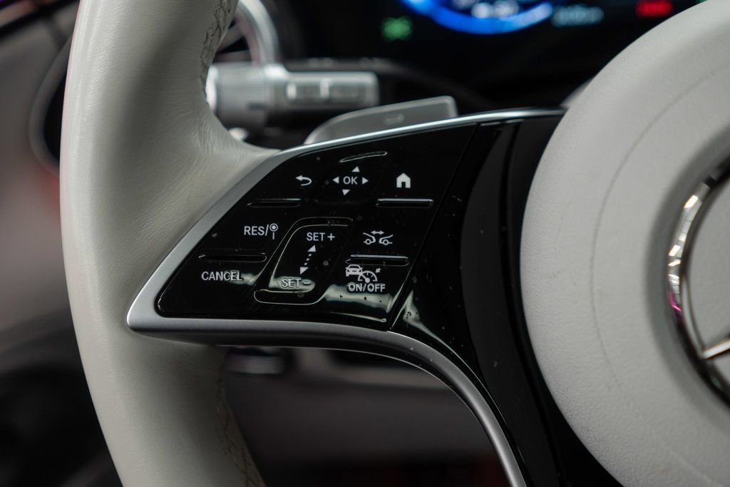 Used 2023 Mercedes-Benz EQS 580 4MATIC SUV image 20