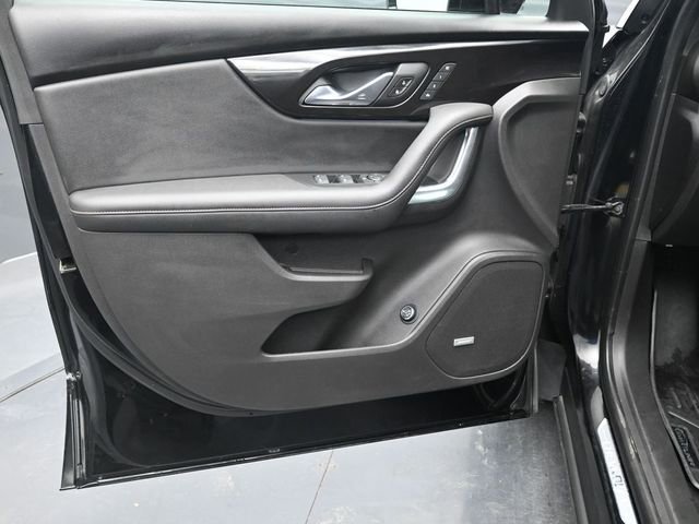 Used 2019 Chevrolet Blazer Premier w/ Sun and Wheels Package image 9