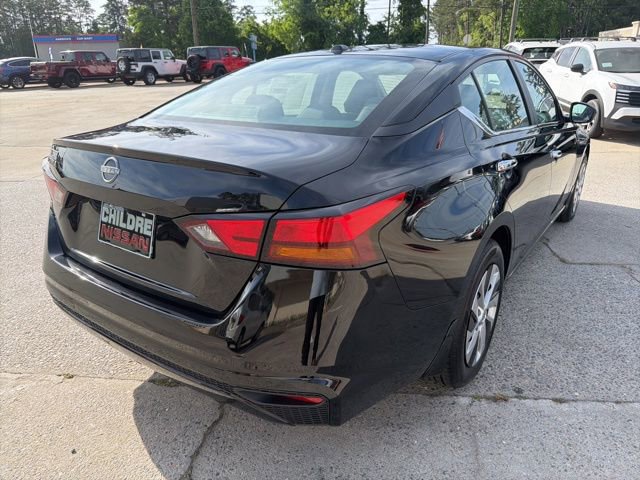 Certified 2025 Nissan Altima 2.5 S FWD image 6