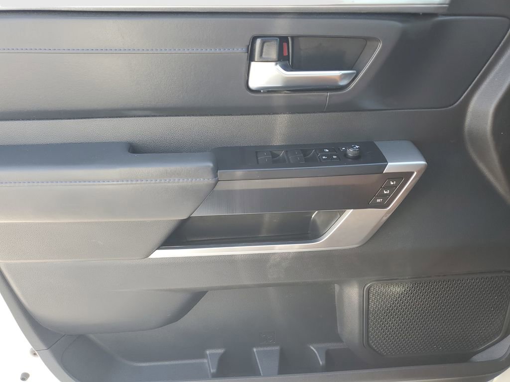 Used 2024 Toyota Tundra Platinum AWD/4WD image 19
