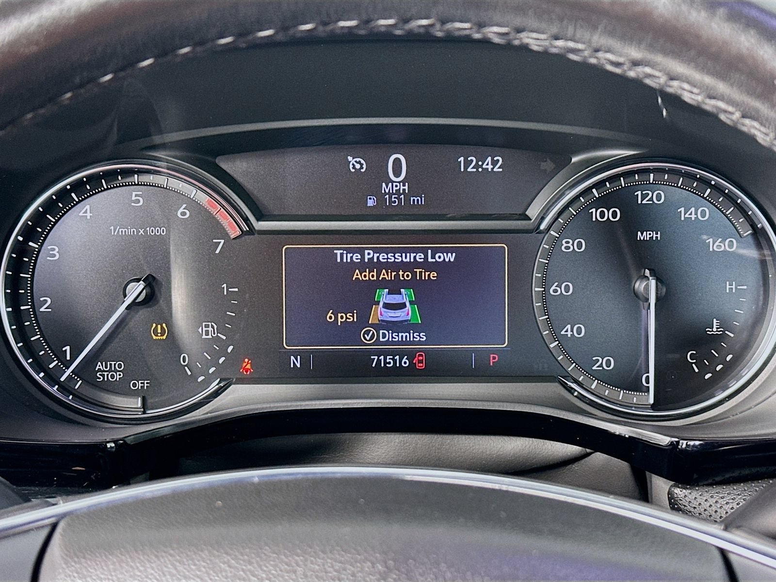 Used 2020 Cadillac XT5 Premium Luxury FWD image 12