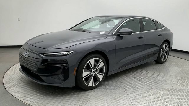 Certified 2025 Audi A6 e-tron Premium Plus w/ Premium Plus AWD/4WD image 4