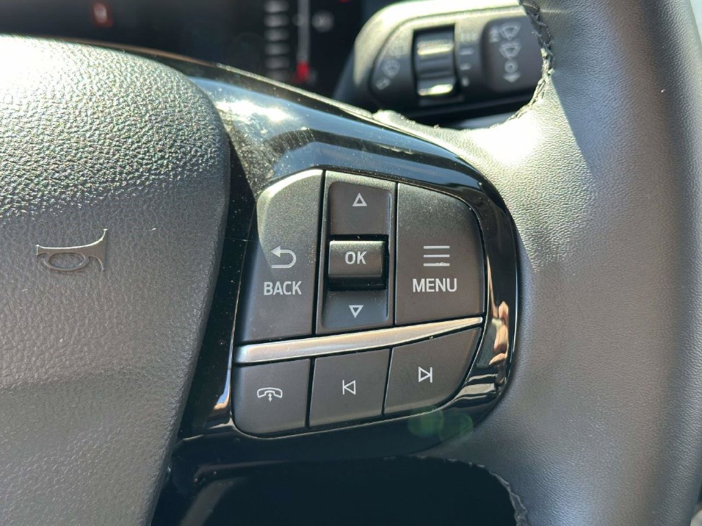 Certified 2023 Ford Escape SE FWD image 15