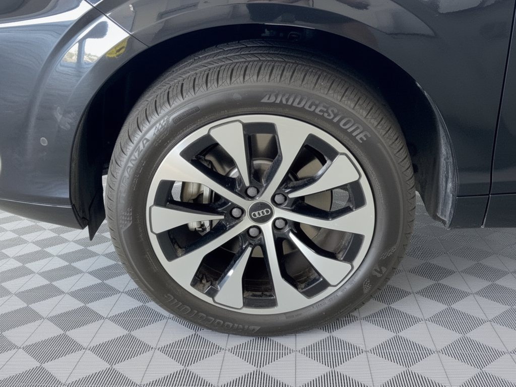 Certified 2026 Audi Q3 quattro 2.0T AWD/4WD image 13
