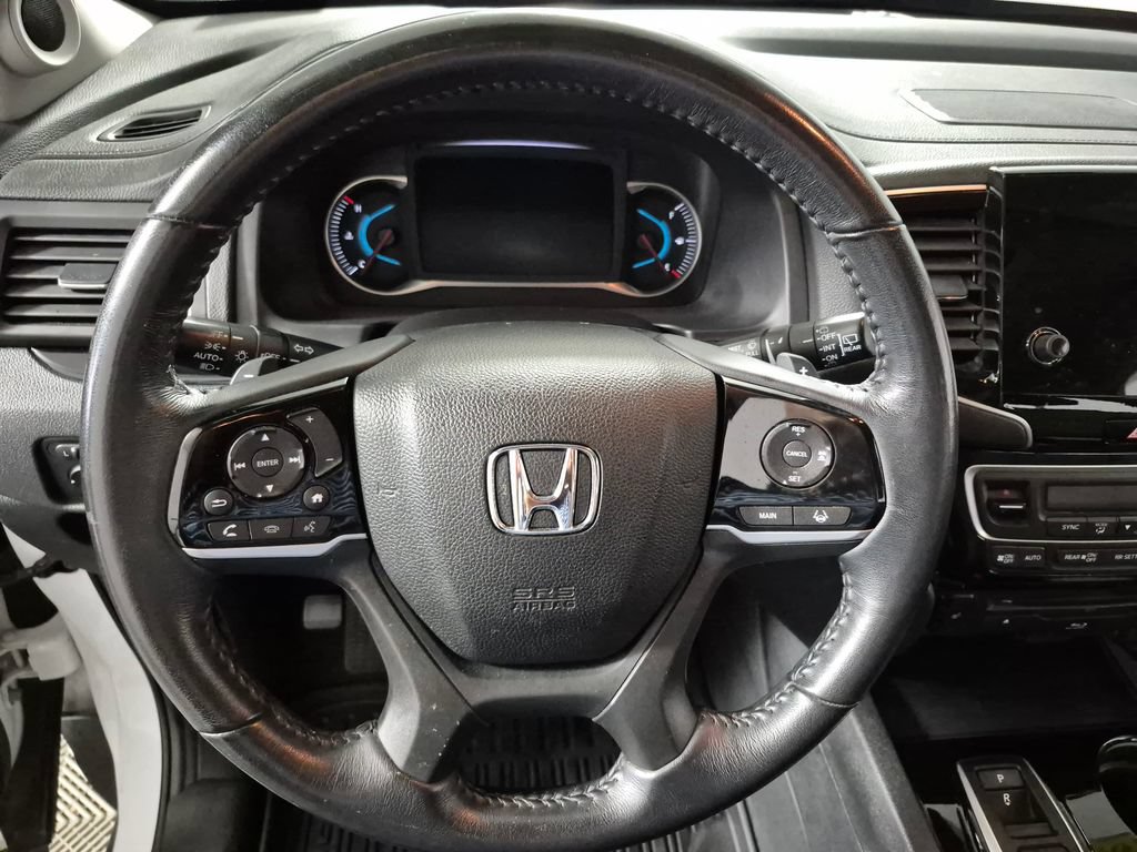 Used 2021 Honda Pilot Touring image 11
