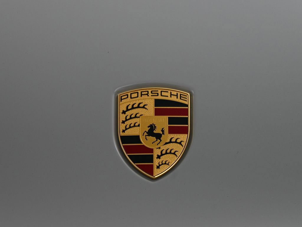 Certified 2022 Porsche Panamera Platinum Edition image 35