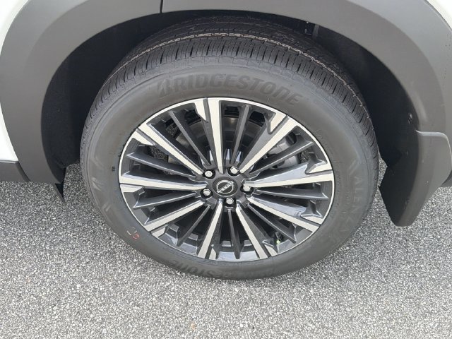 New 2026 Nissan Pathfinder Platinum w/ Lighting Package AWD/4WD image 23