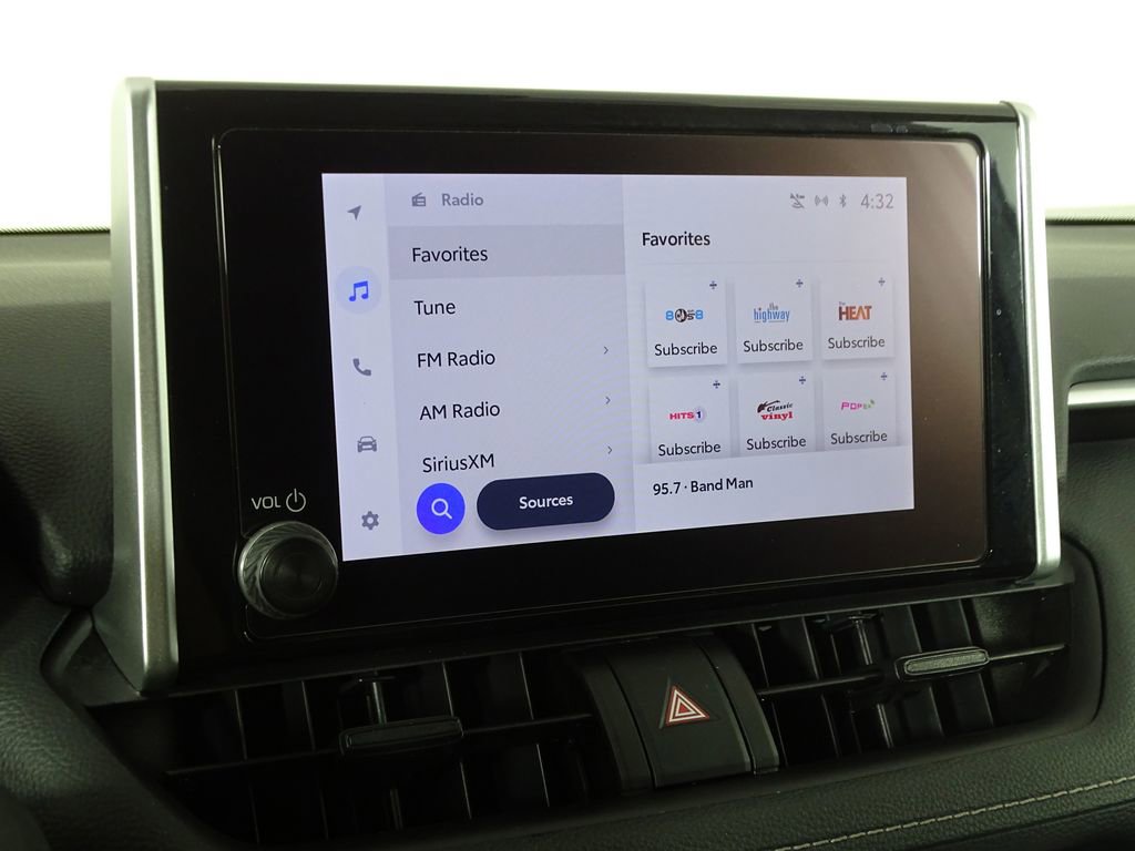 Used 2024 Toyota RAV4 LE image 27