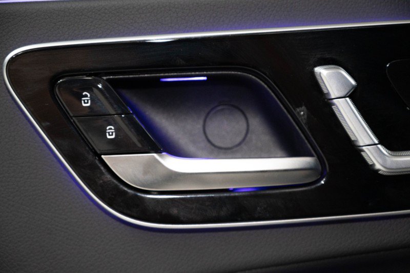 Certified 2024 Mercedes-Benz CLE 300 4MATIC Coupe image 19