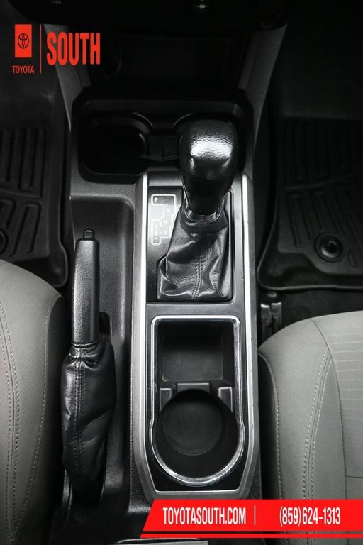Used 2016 Toyota Tacoma SR5 AWD/4WD image 20