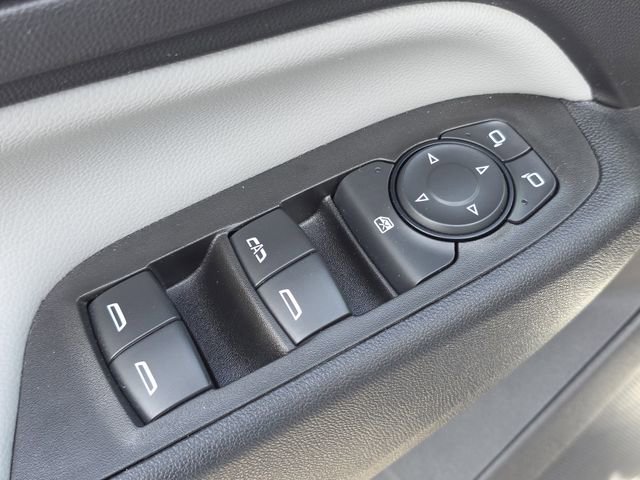 Used 2021 Chevrolet Equinox LS image 19