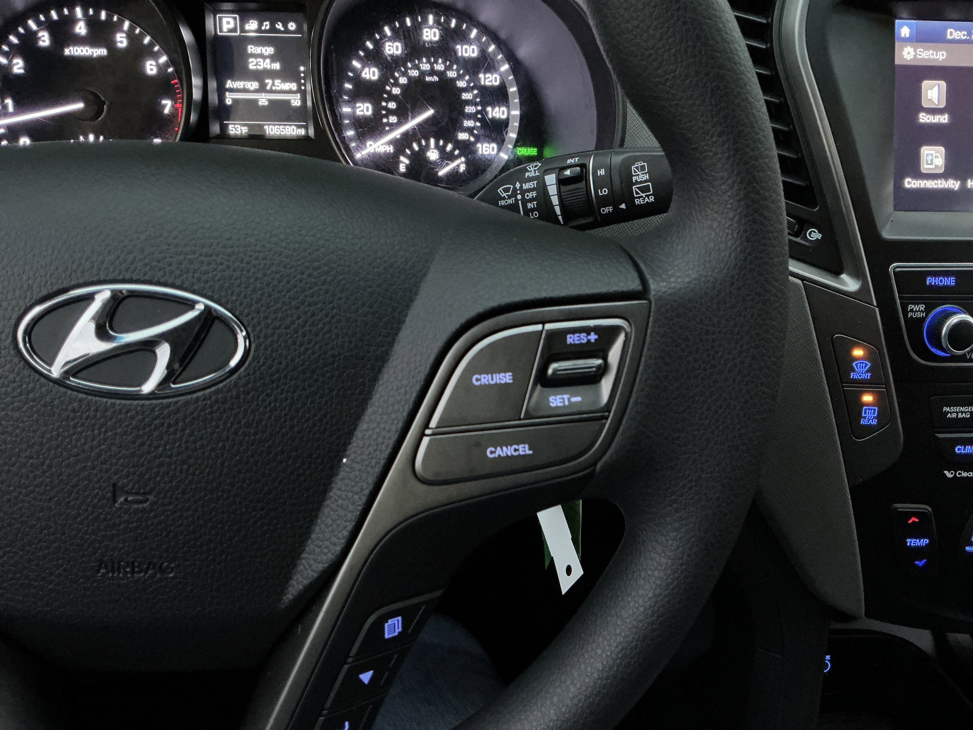 Used 2017 Hyundai Santa Fe Sport image 13