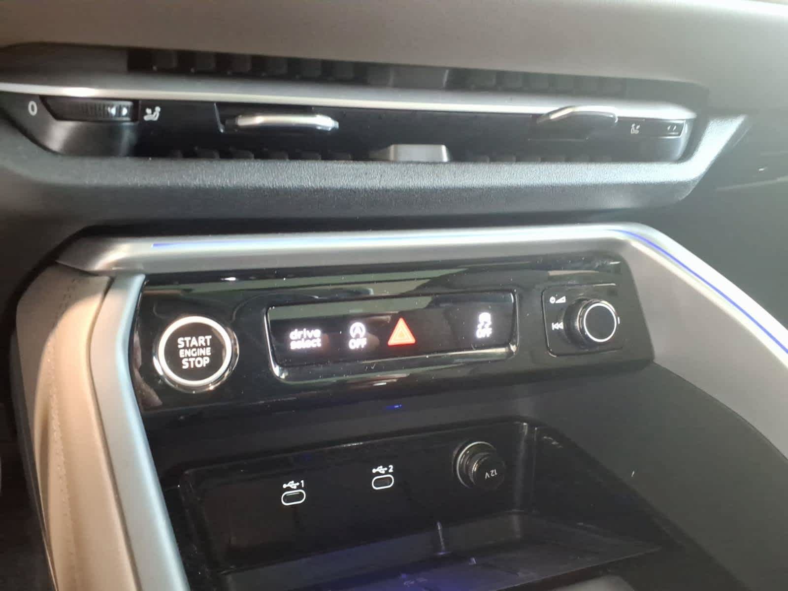 Used 2025 Audi Q5 Premium w/ Premium Plus AWD/4WD image 26