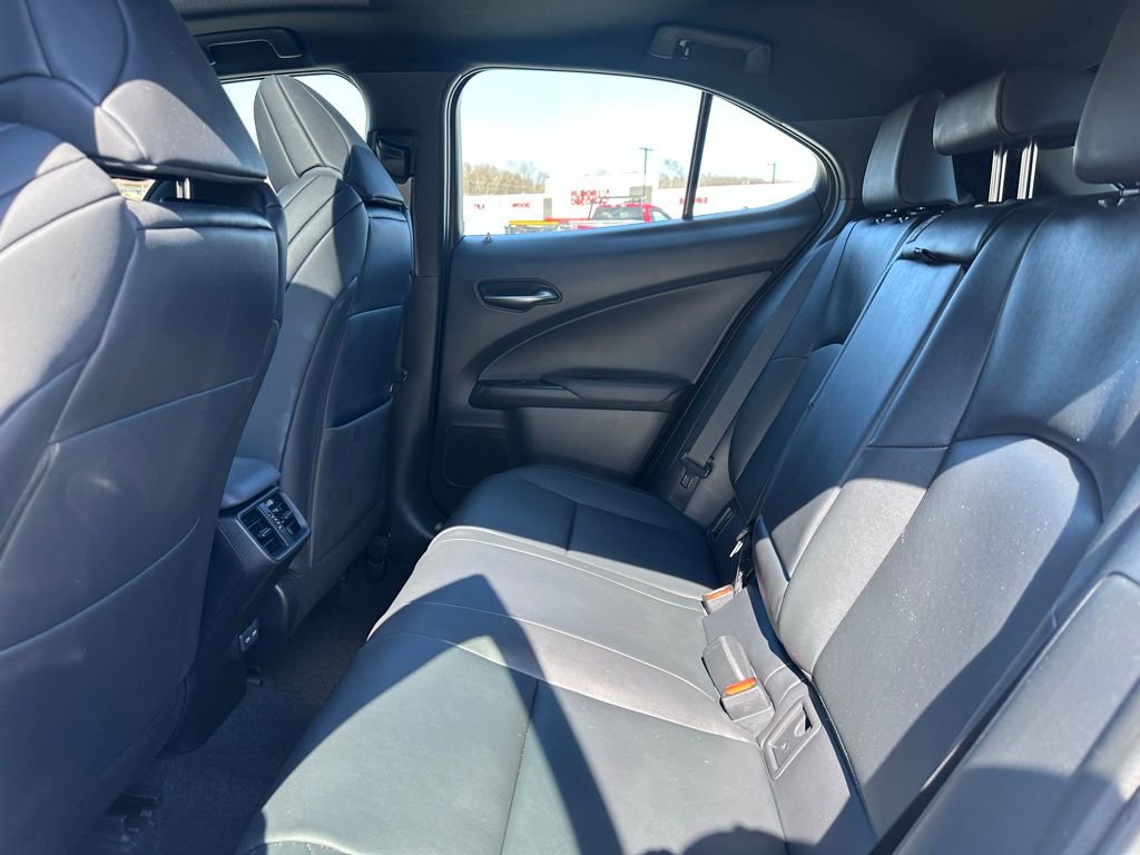 Used 2023 Lexus UX 250h F Sport image 20