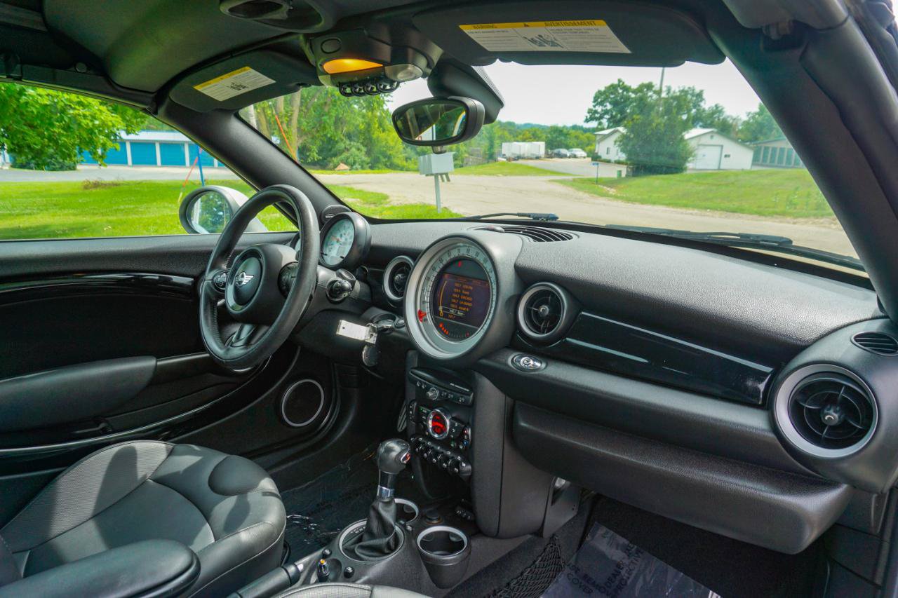 Used 2014 MINI Cooper Roadster S FWD image 13