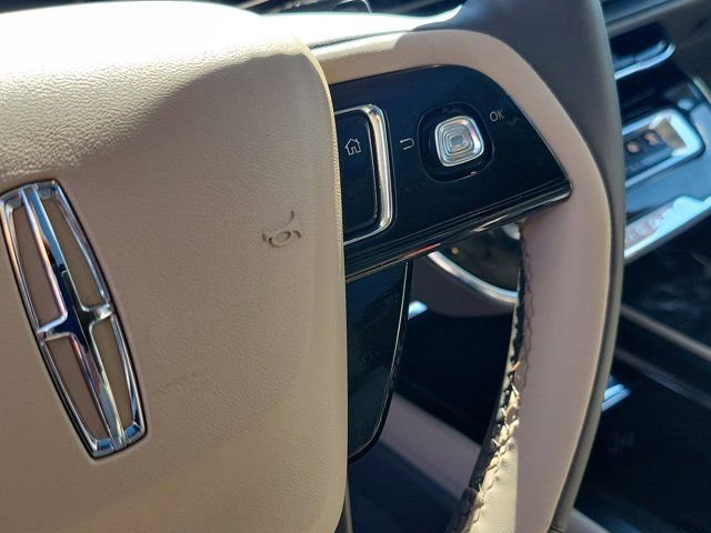 Certified 2023 Lincoln Corsair AWD w/ Equipment Group 101A image 26