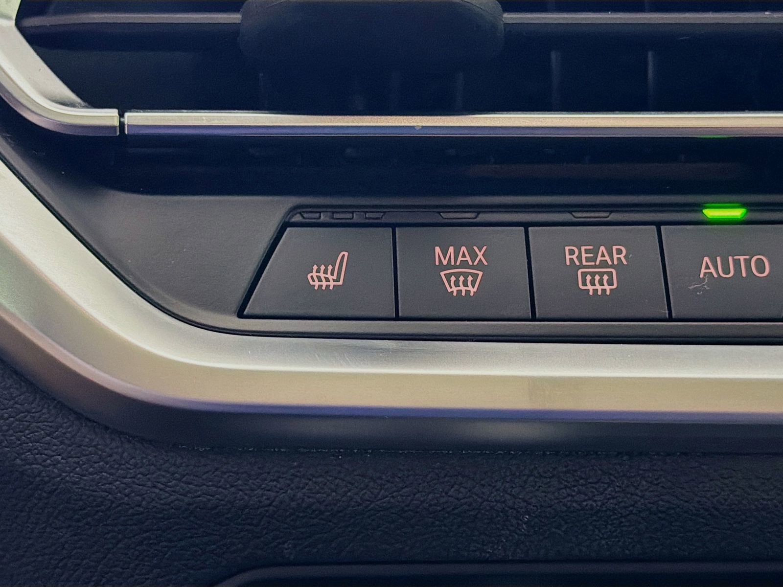 Used 2022 BMW 430i xDrive Coupe w/ M Sport Package image 24