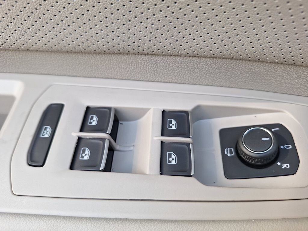 New 2026 Volkswagen Atlas SEL Premium R-Line image 19