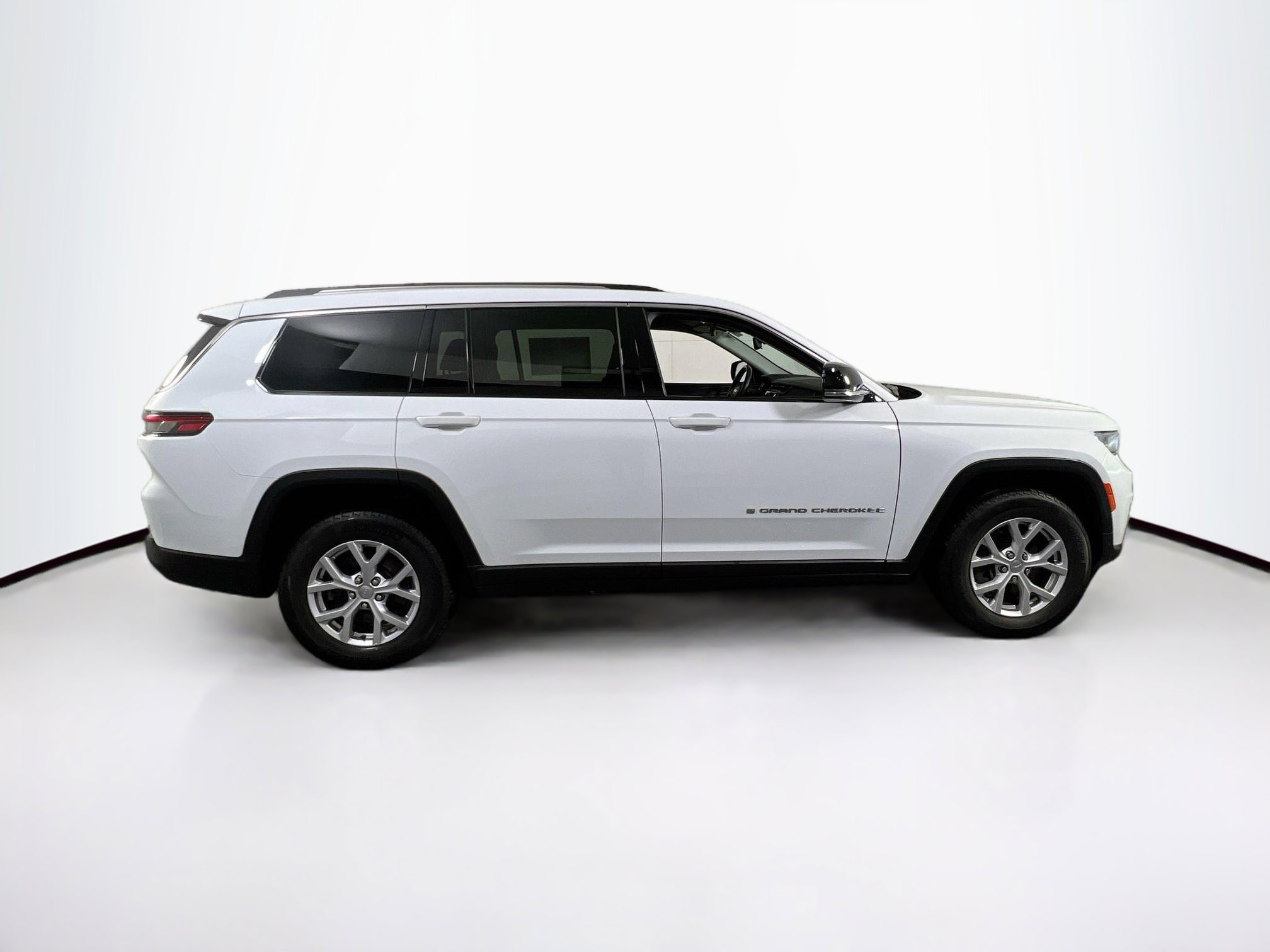 Used 2021 Jeep Grand Cherokee L Limited image 4