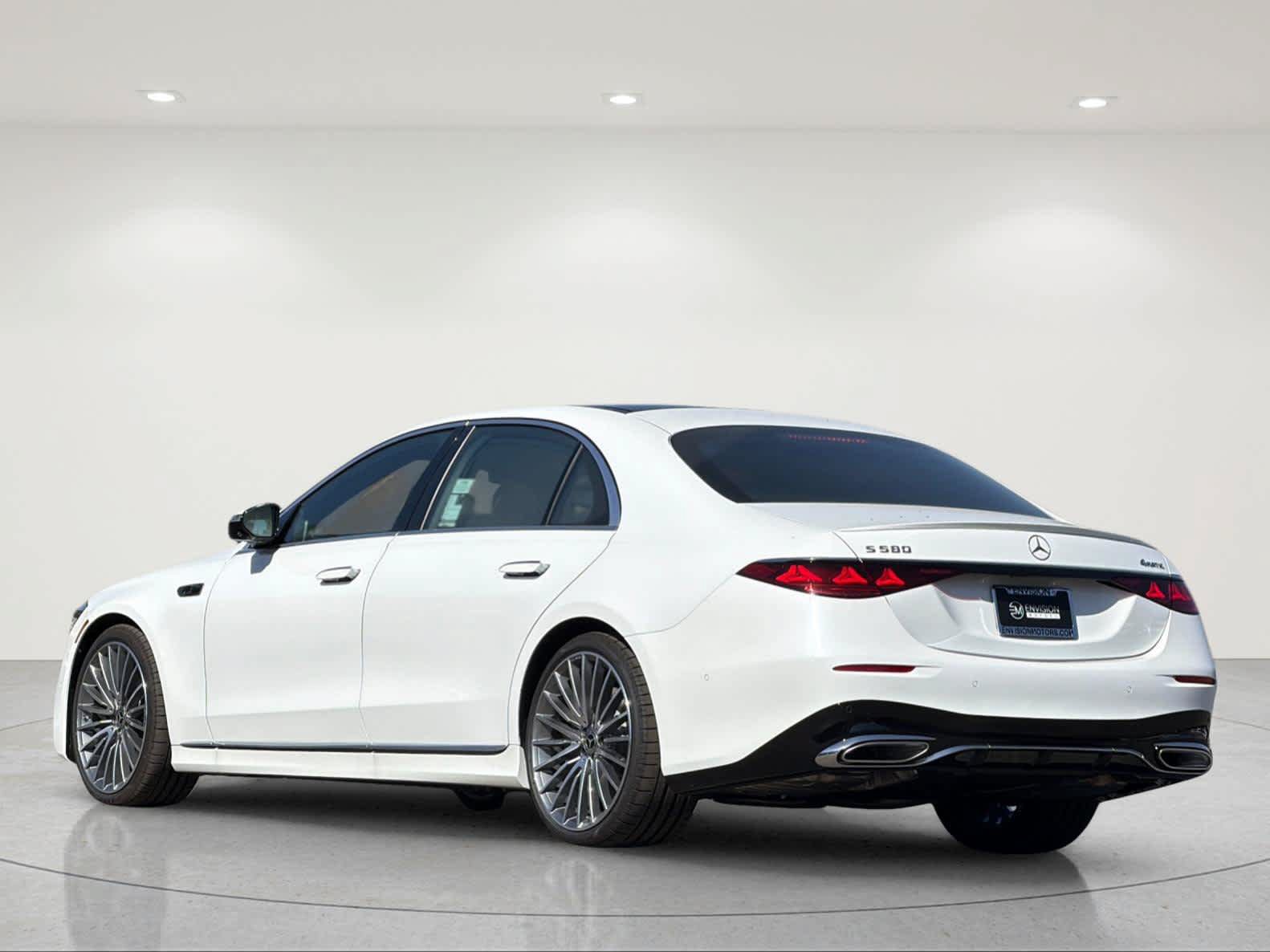 New 2027 Mercedes-Benz S 580 4MATIC Sedan image 3