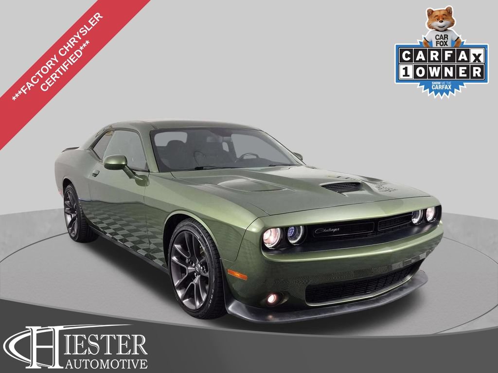 Used 2022 Dodge Challenger R/T Scat Pack RWD image 1