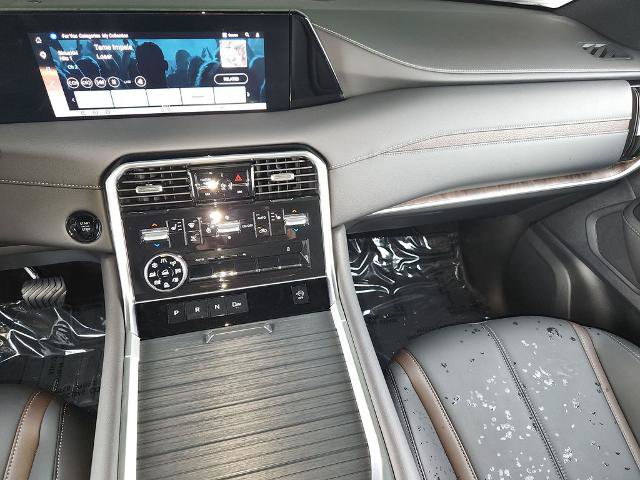 Certified 2026 Nissan Armada SL AWD/4WD image 18