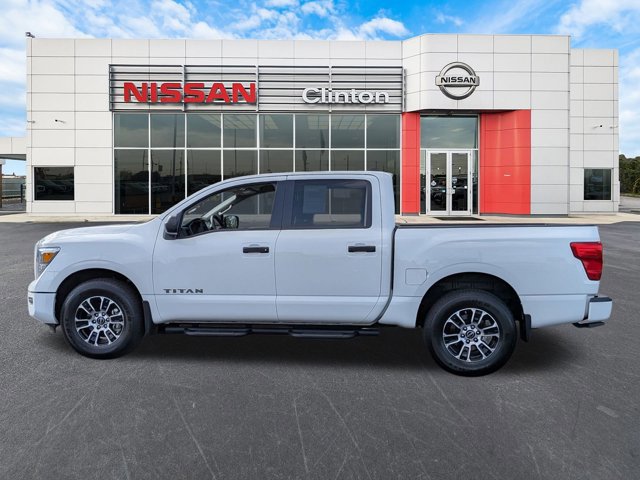 Certified 2024 Nissan Titan SV w/ Accessory Utility Package AWD/4WD image 4