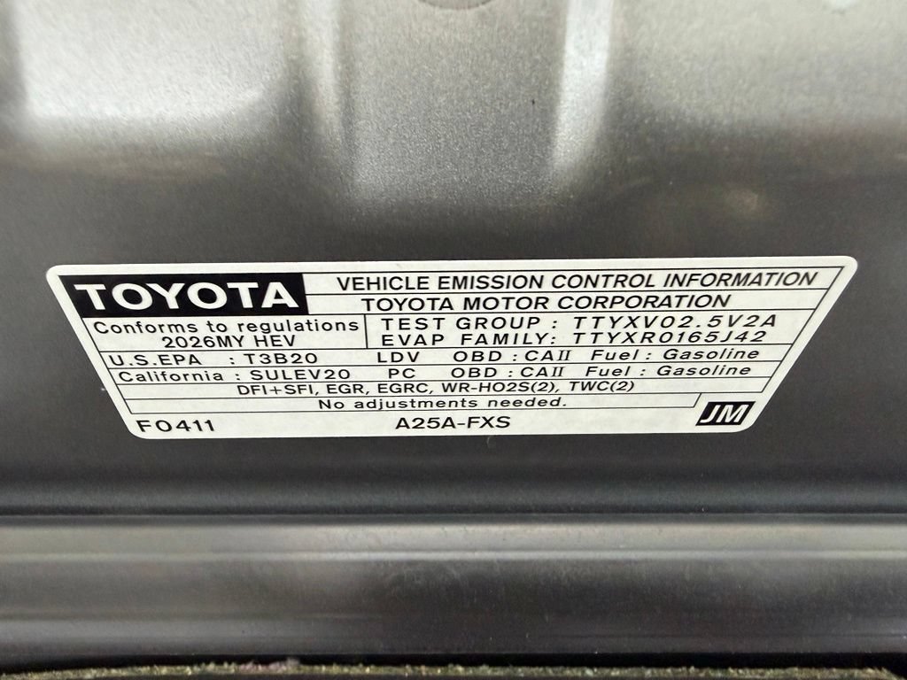 Used 2026 Toyota Camry SE FWD image 36
