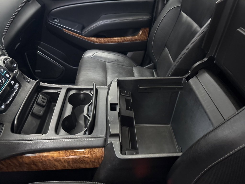 Used 2017 Chevrolet Suburban Premier image 17