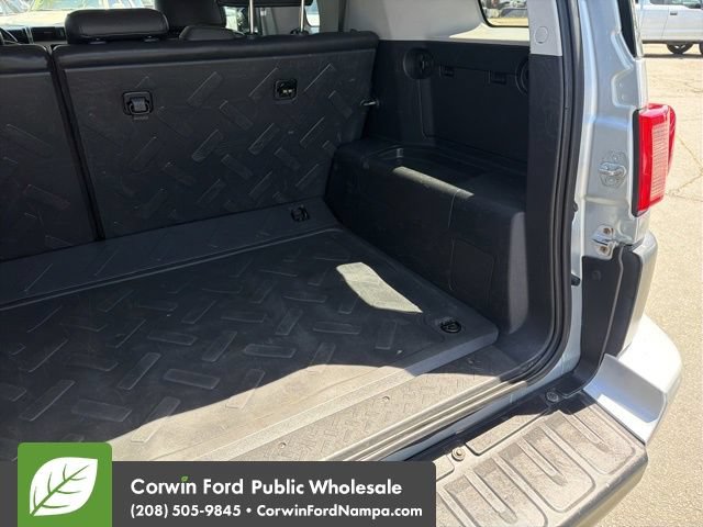 Used 2007 Toyota FJ Cruiser 4WD image 30