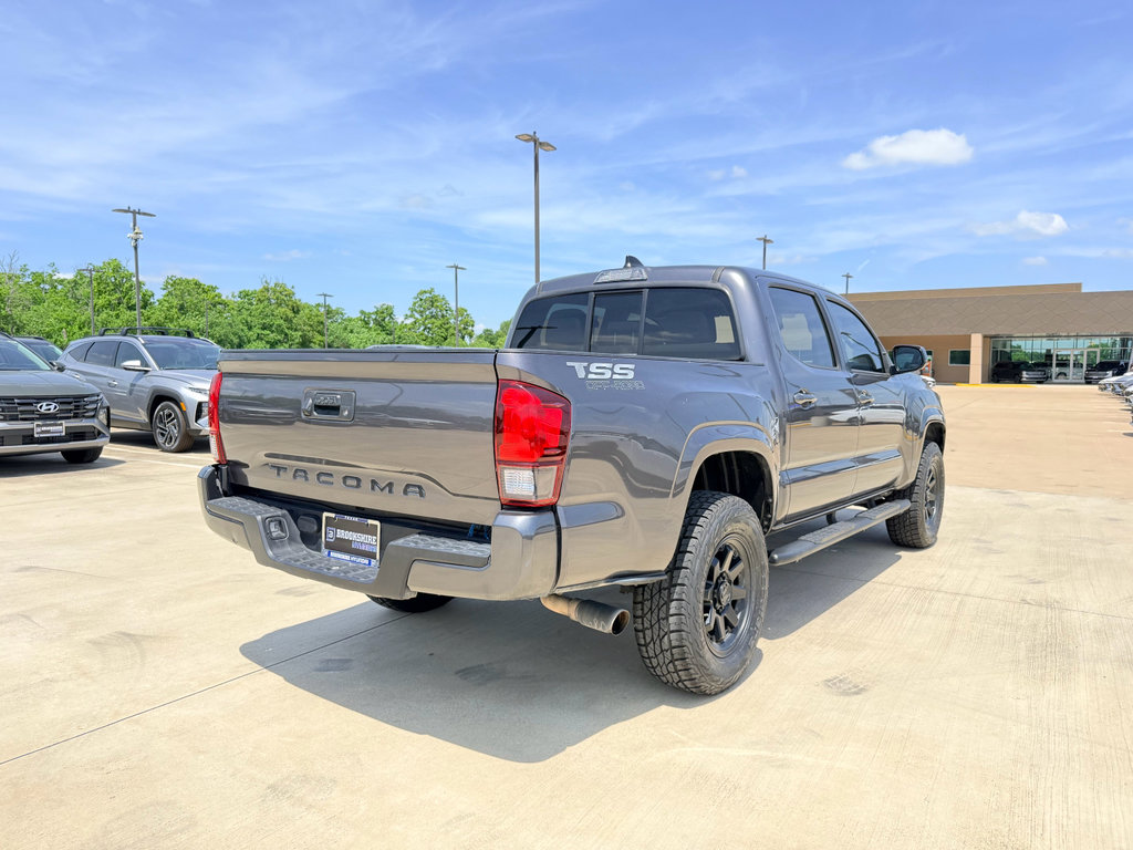 Used 2022 Toyota Tacoma SR w/ SR Convenience Package RWD image 4