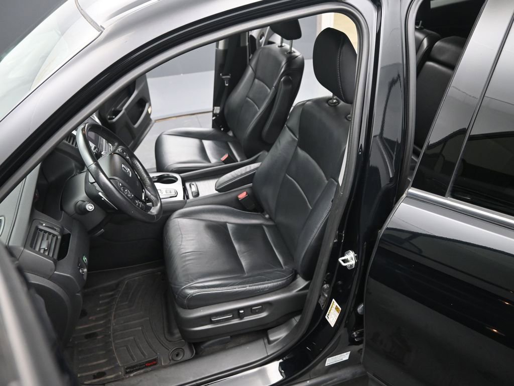 Used 2017 Honda Pilot Touring image 11