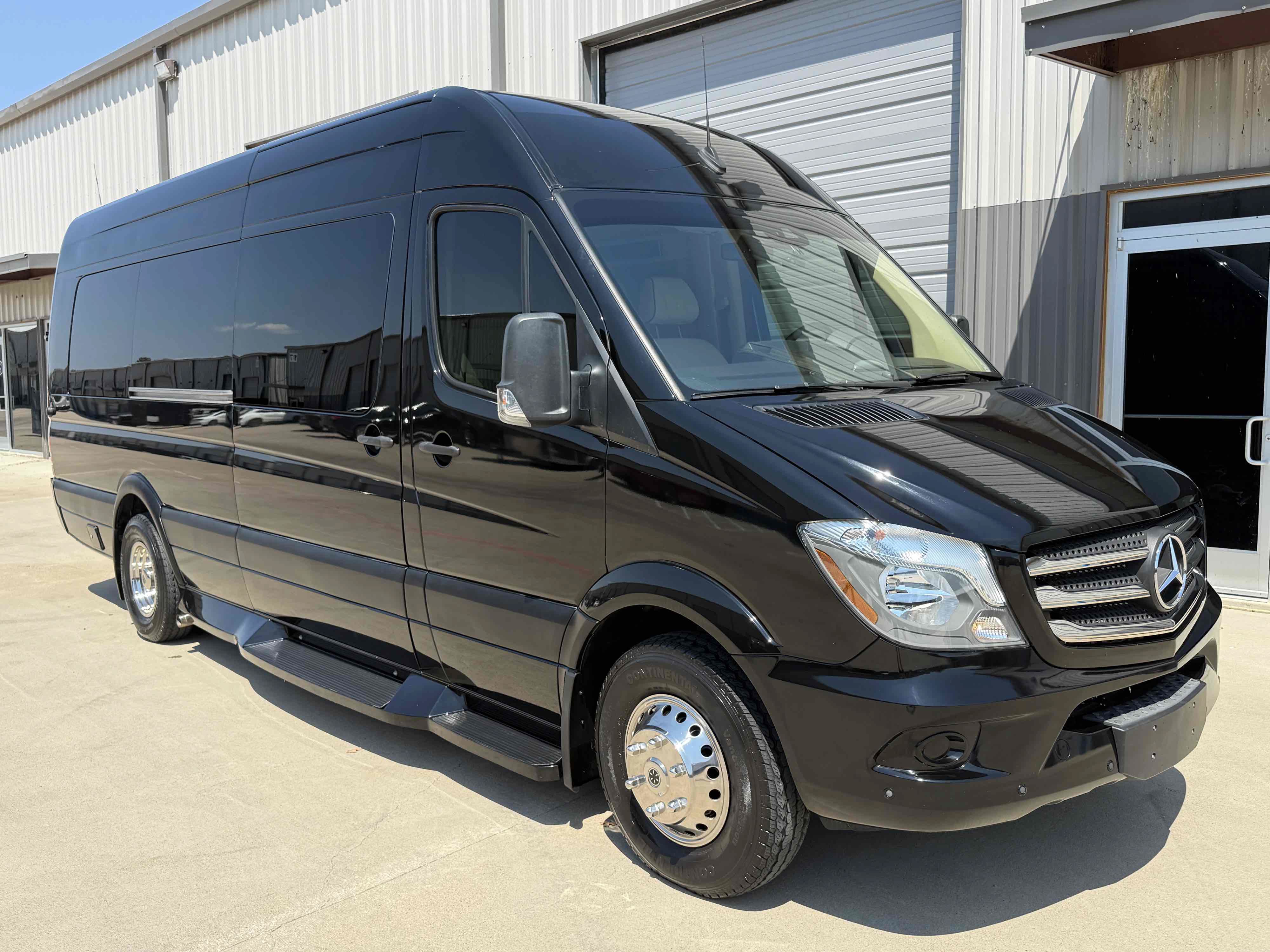Used 2017 Mercedes-Benz Sprinter 3500 image 24