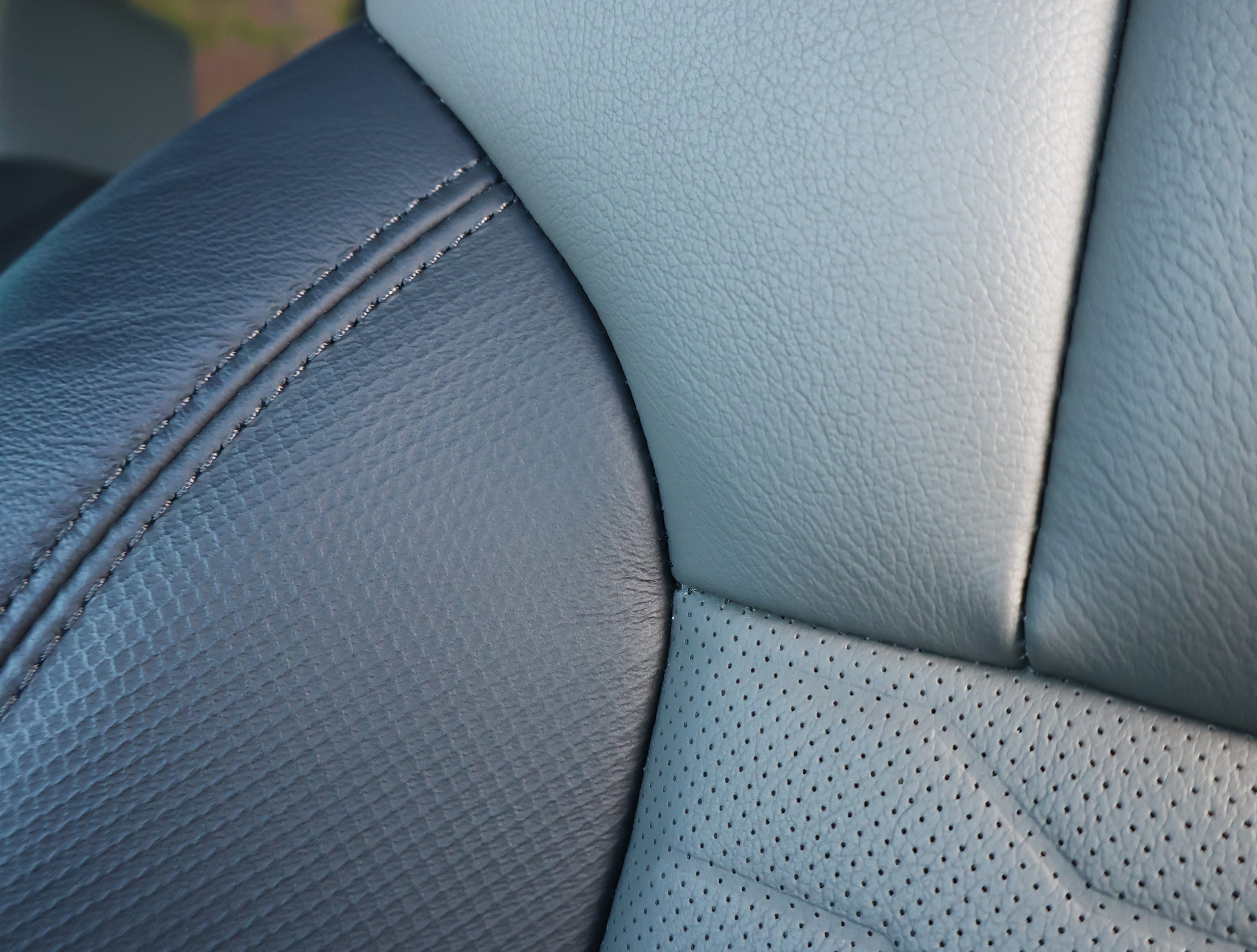 Certified 2024 Chevrolet Silverado 1500 ZR2 w/ Technology Package image 13