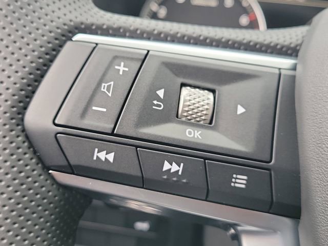 New 2025 Mitsubishi Outlander SE image 26