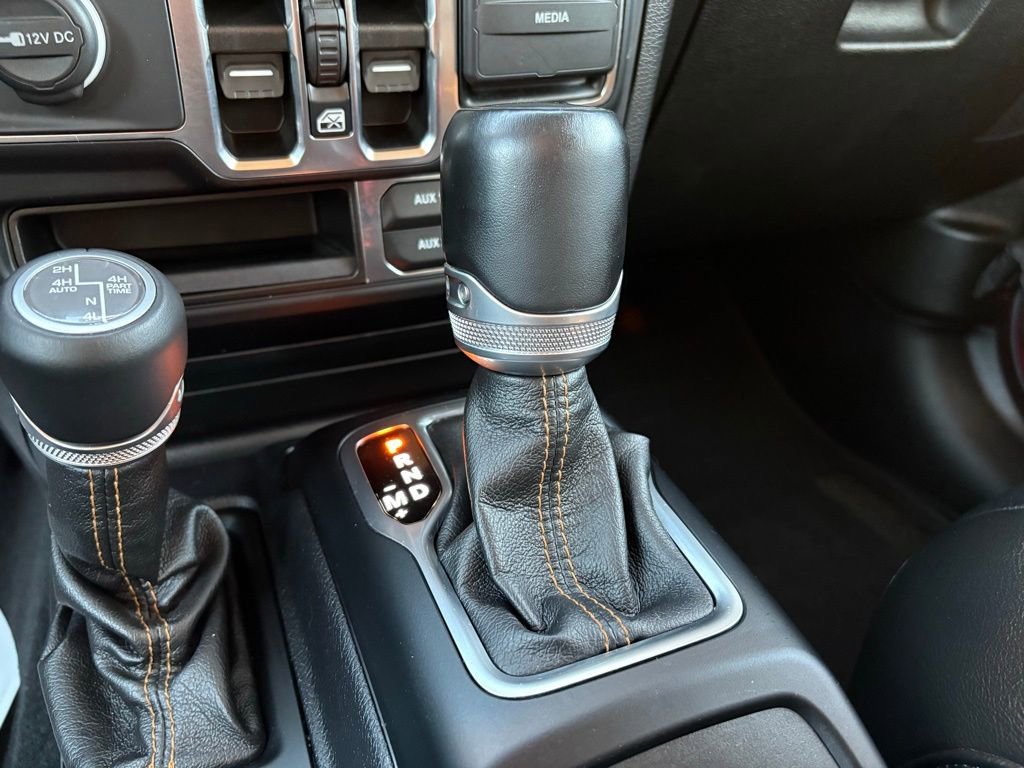 Used 2021 Jeep Gladiator Overland image 38