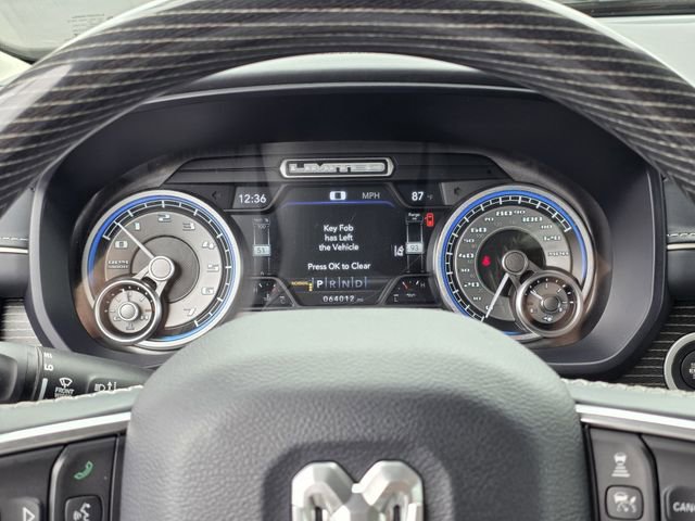 Used 2022 RAM 1500 Limited AWD/4WD image 12