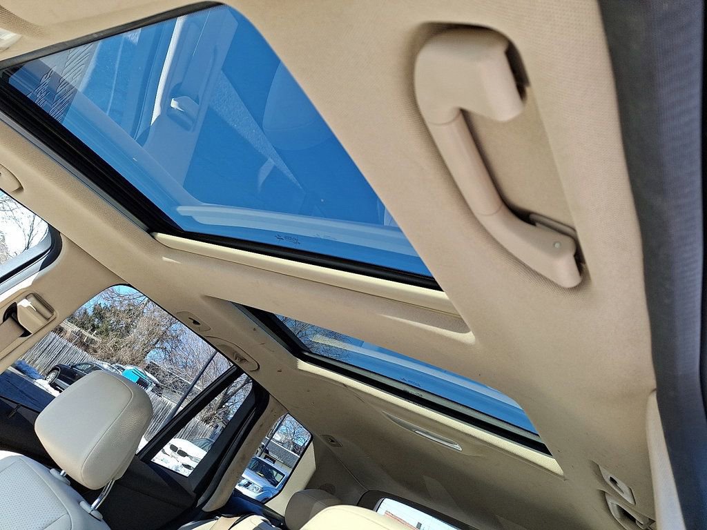 Used 2015 Mercedes-Benz GLK 350 4MATIC image 14