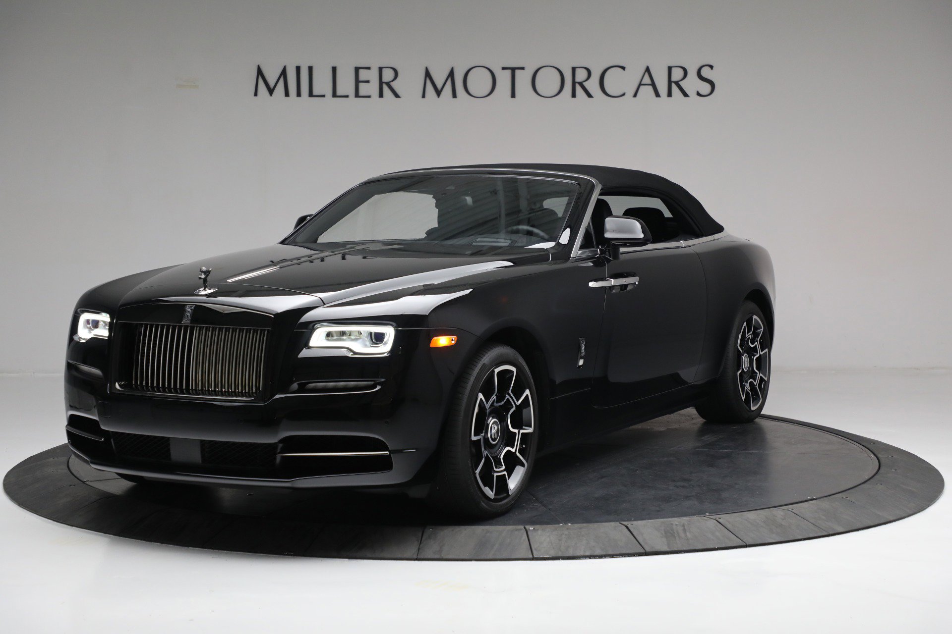 Certified 2018 Rolls-Royce Dawn image 30