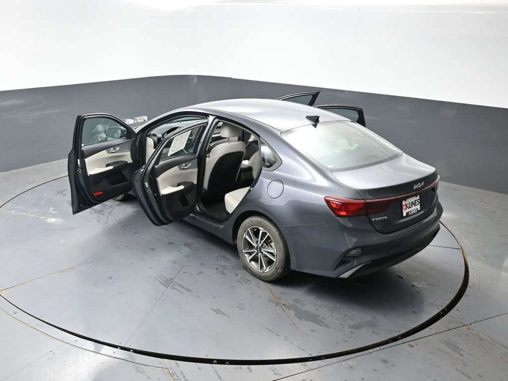Used 2022 Kia Forte LXS w/ LXS Technology Package FWD image 36