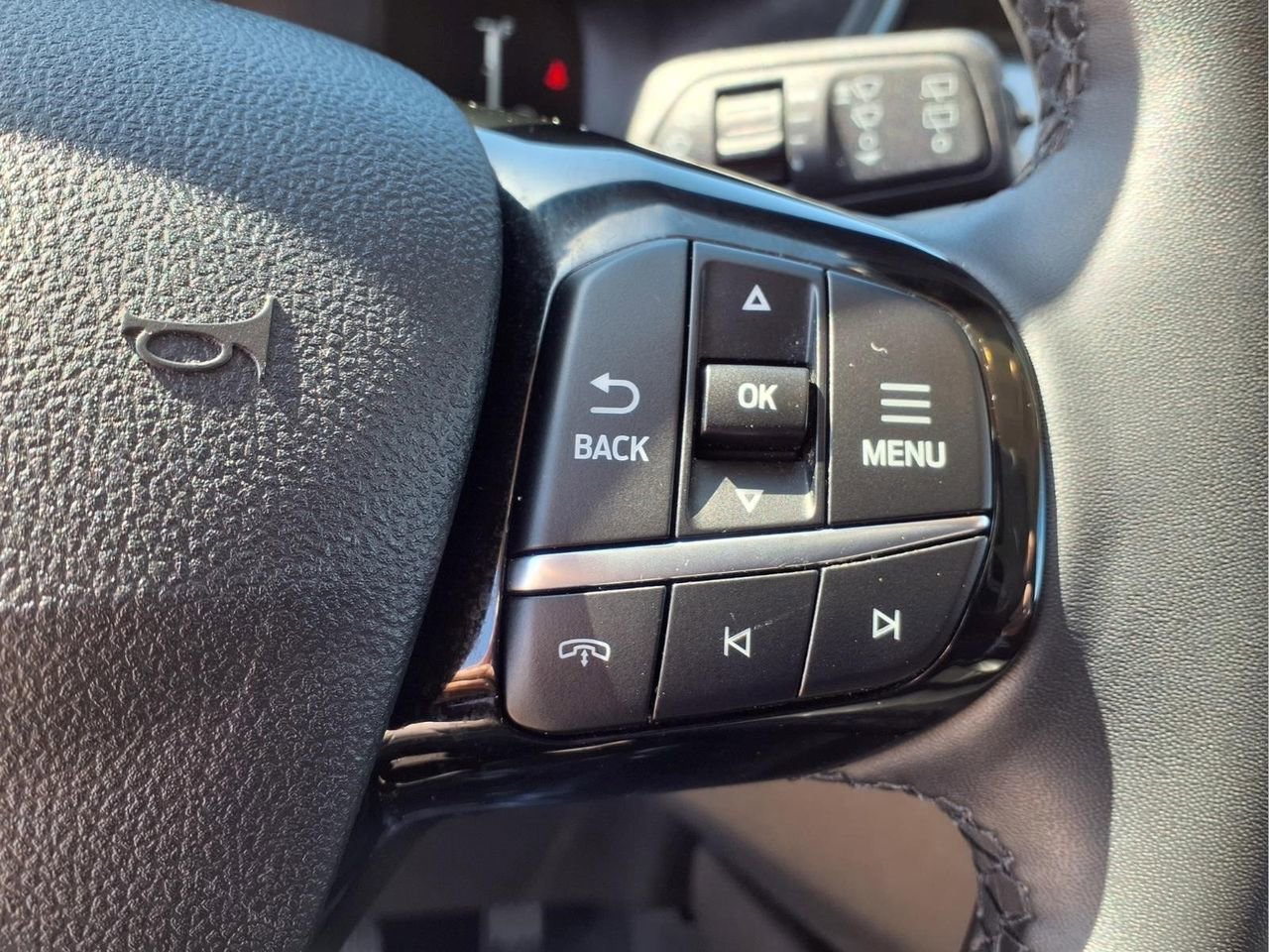 Used 2023 Ford Escape Active AWD/4WD image 25