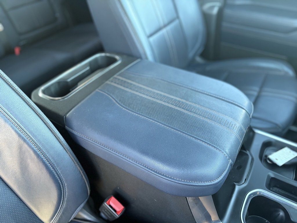 Used 2024 Chevrolet Silverado 1500 High Country image 16