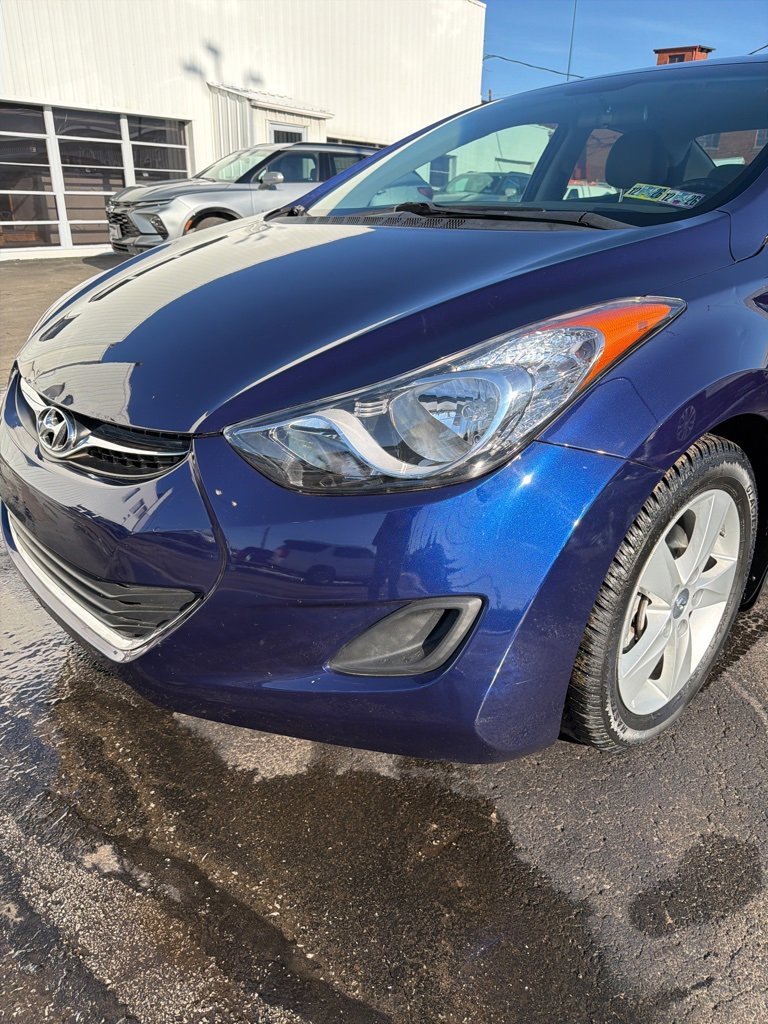 Used 2013 Hyundai Elantra GLS image 9