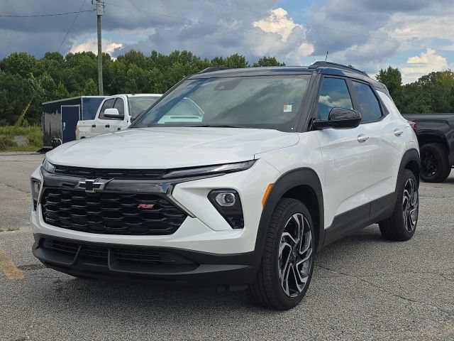 Used 2025 Chevrolet TrailBlazer RS w/ Convenience Package AWD/4WD image 1