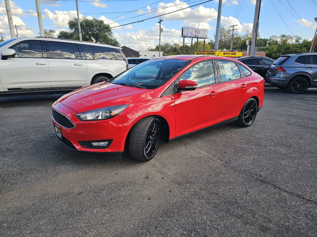 Used 2016 Ford Focus SE w/ Equipment Group 201A image 3