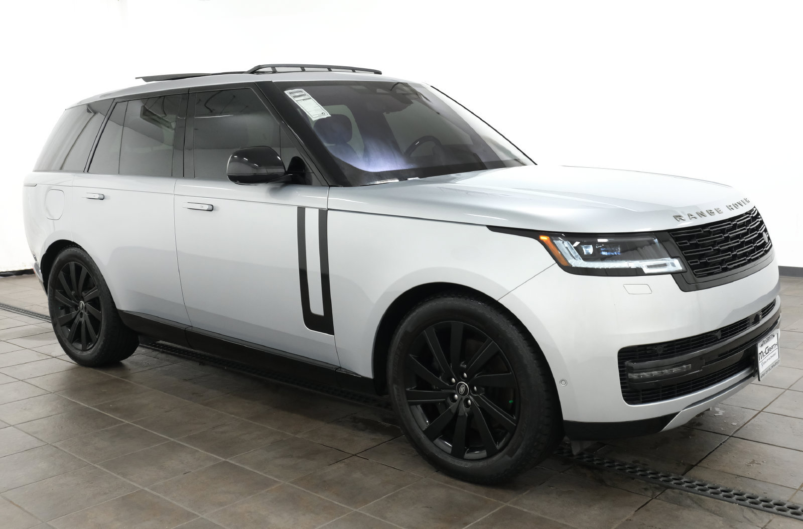 Used 2023 Land Rover Range Rover SE AWD/4WD image 6