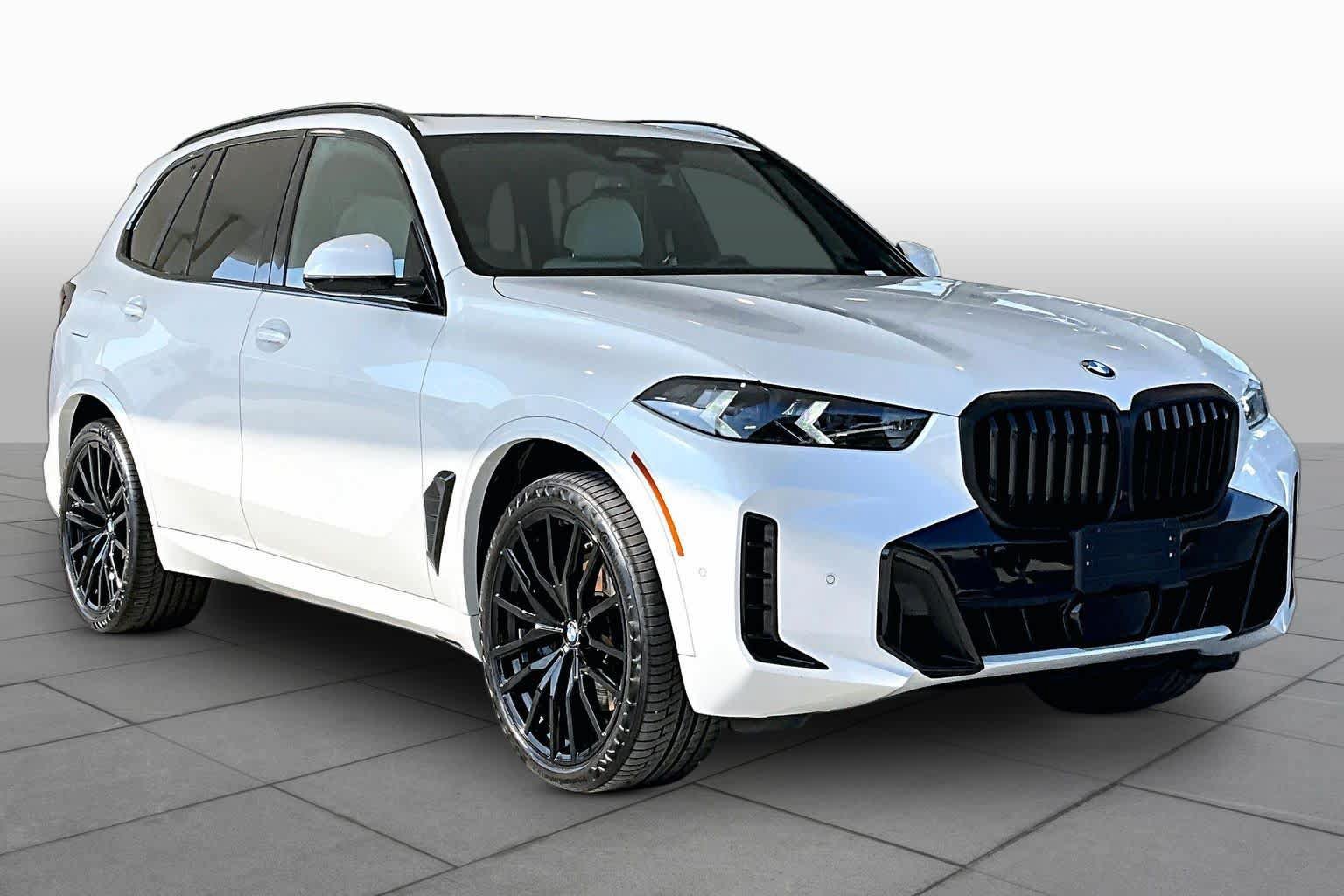 Used 2026 BMW X5 xDrive40i w/ Executive Package AWD/4WD image 2