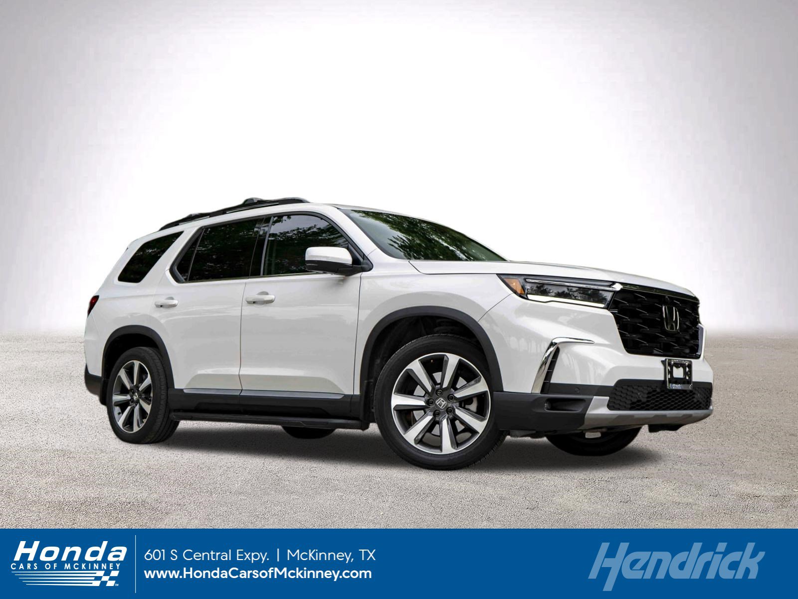 Used 2025 Honda Pilot Elite